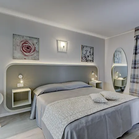 ホテル Parc Germano & 4*
